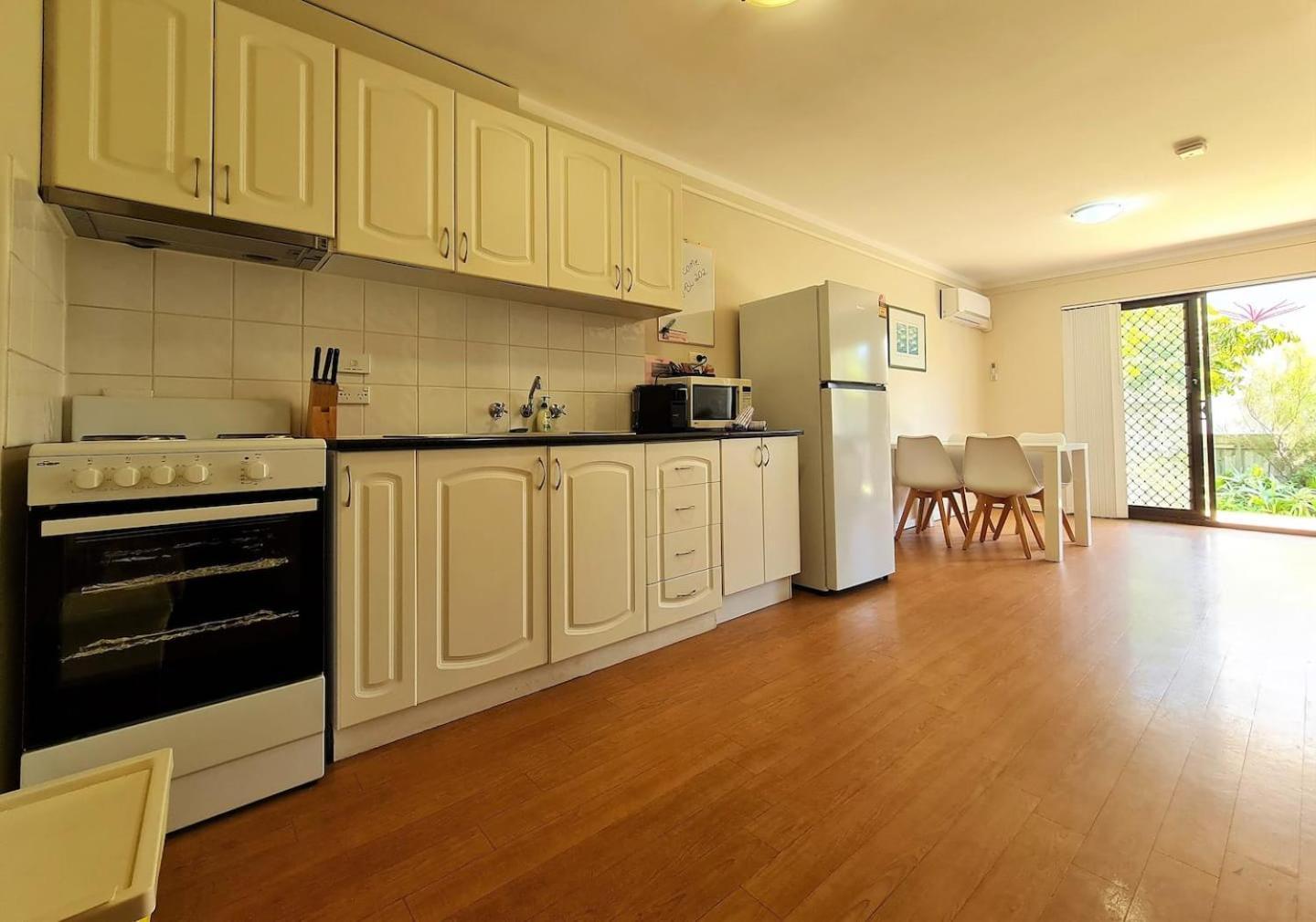 West Beach Lagoon 202 - Quiet & Ground Floor! Perth Exterior photo